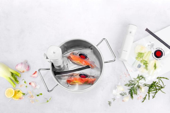 Actual product image Zwilling Enfinigy sous vide rack, stainless steel 15-47cm