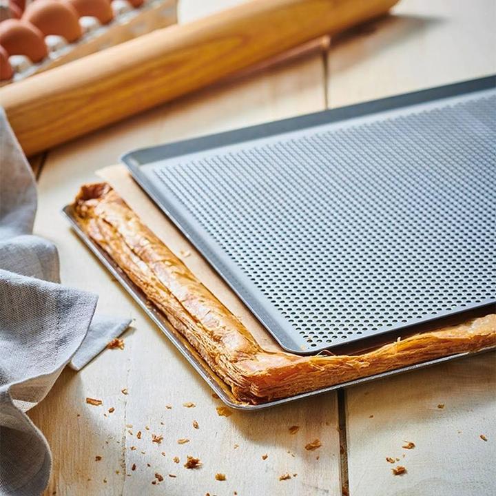 Actual product image de Buyer Perforated sheet