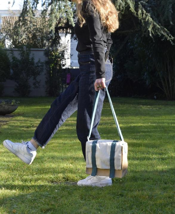 Immagine prodotto Pebbly Borsa a tracolla naturale, blu scuro 26x22x12cm