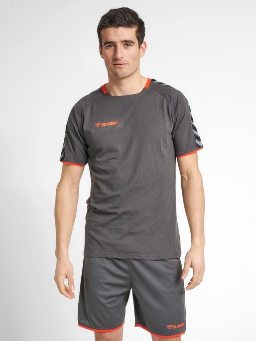Actual product image hummel Authentic Training Tee (S)