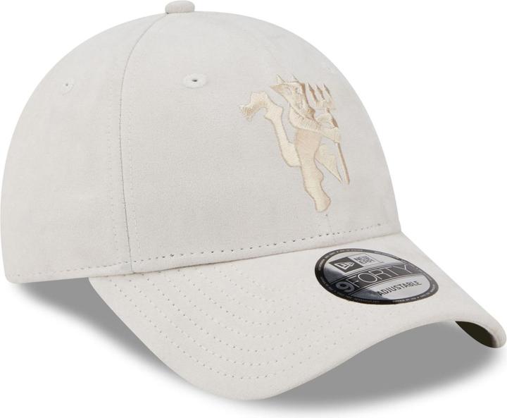 Actual product image New Era 9Forty Velour Manchester United
