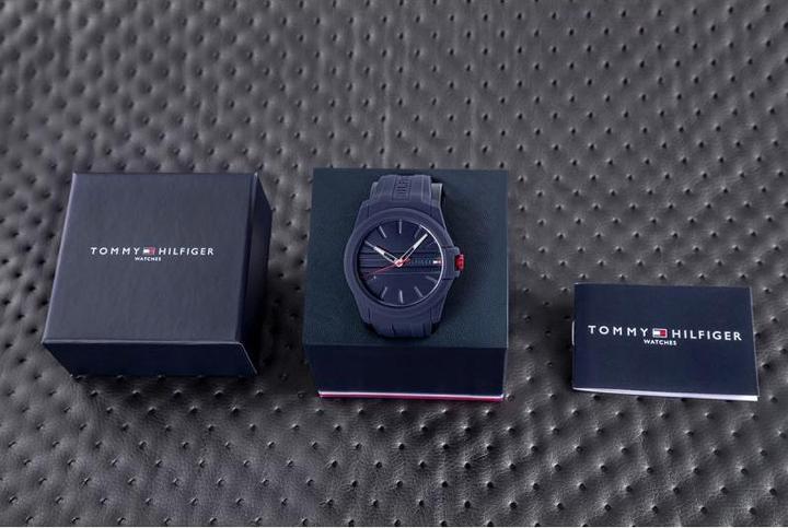 Produktbild Tommy Hilfiger Neo Herrenuhr 1792122 + BOX (Analoguhr, Chronograph, 43 mm)