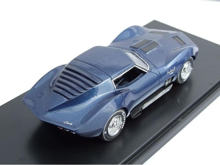 Actual product image Neo Chevrolet Corvette Mako Shark II