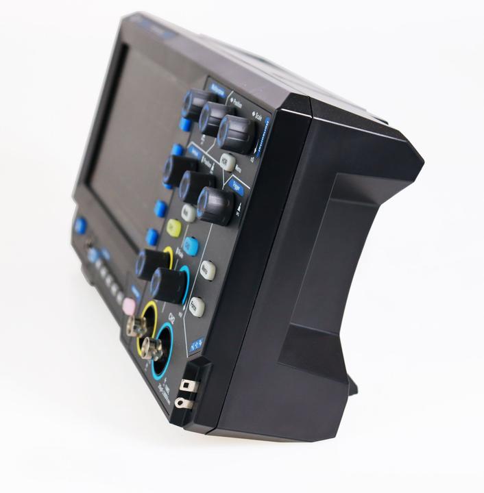 Produktbild Peaktech P 1401 Digital Speicher Oszilloskop (CAT II 400V)
