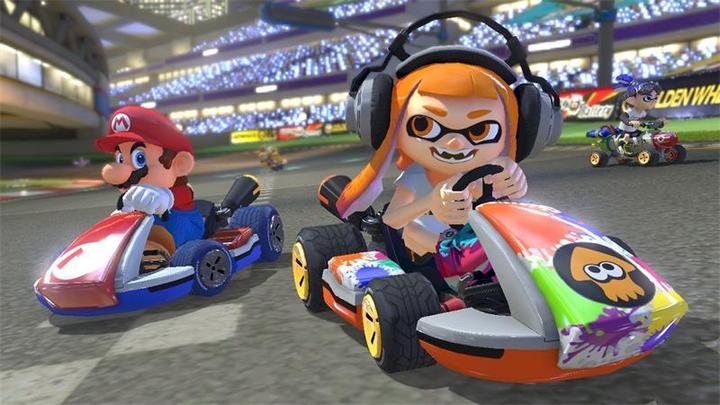 Actual product image Nintendo Mario Kart 8 Deluxe (Switch, Multilingual)