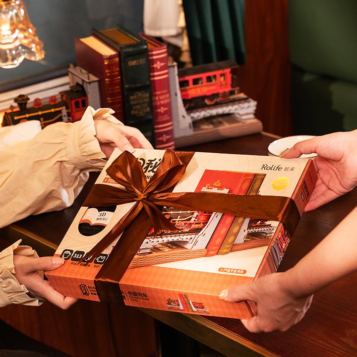 Image du produit Rolife Century Train - Book Nook