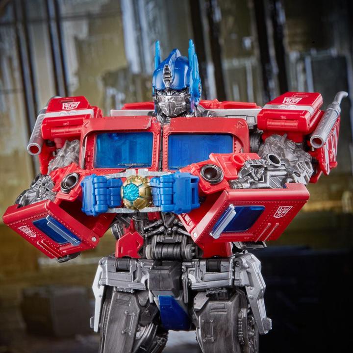 Produktbild Hasbro Transformers: Bumblebee Masterpiece Movie Series Actionfigur MPM-12 Optimus Prime 28 cm
