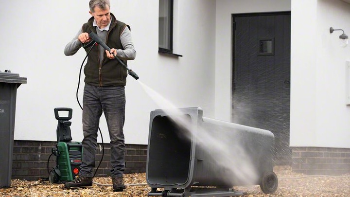 Actual product image Bosch Home & Garden UniversalAquat (Electrical connection)