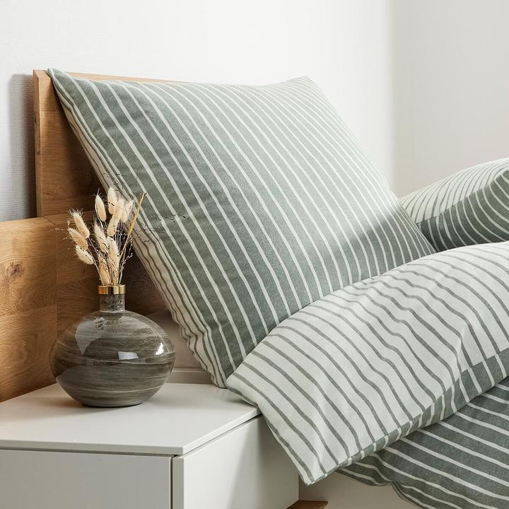 Actual product image Janine Davos (155x220 cm + 80x80 cm)