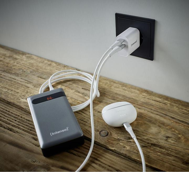 Image du produit Intenso Adaptateur 1x USB-A vers 1x USB-C blanc (30 W, 2 ports)