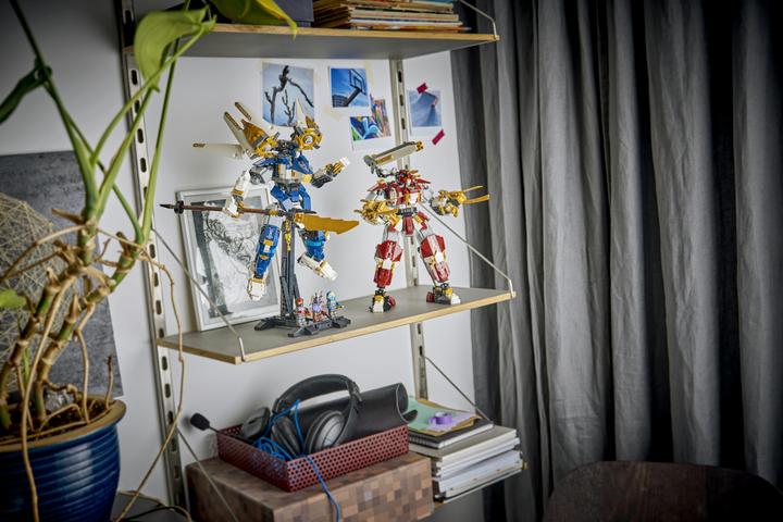 Produktbild LEGO Die Zwillings-Titanmechs (LEGO Ninjago)