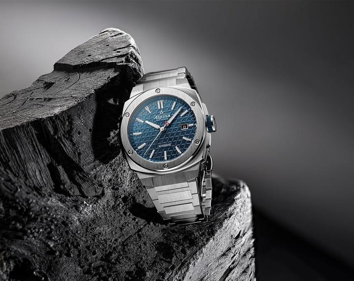 Image du produit Alpina Watch Alpina AL-525TB4AE6B Extreme (Montre de plongée, 41 mm)