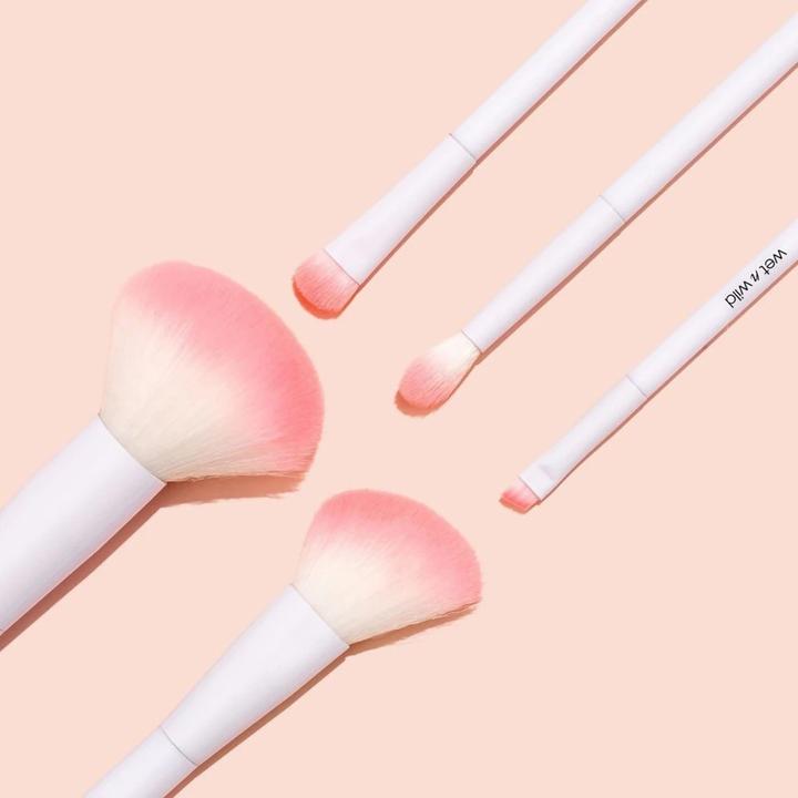 Actual product image Wet n Wild Brushes (Blusher)