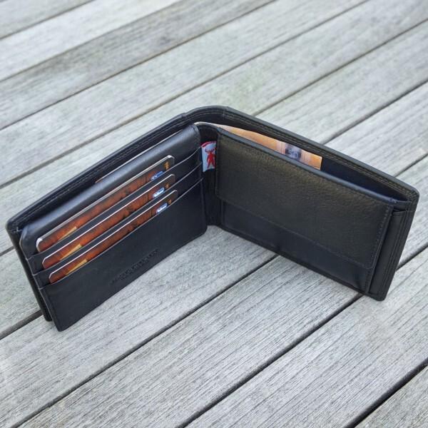 Actual product image Jack kinsky Hamburg billfold horizontal