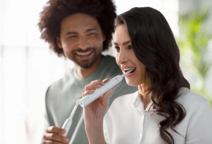 Actual product image Philips Sonicare 2000 Series HX3658/13 Sonic electric toothbrush