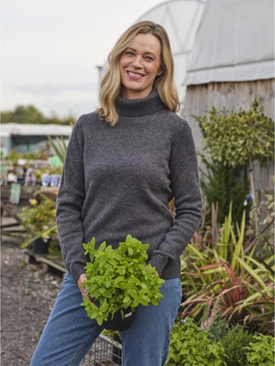 Produktbild Woolovers Lambswool Polo Neck Pullover (M)