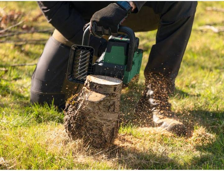Produktbild Bosch Home & Garden PKE18V-30-28 solo (Akku Kettensäge)