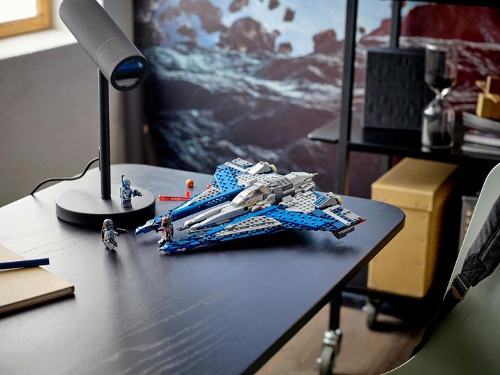 Actual product image LEGO Mandalorian Starfighter (75316, LEGO Star Wars, LEGO Rare Sets)
