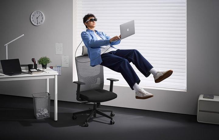 Actual product image RayNeo Air 2S