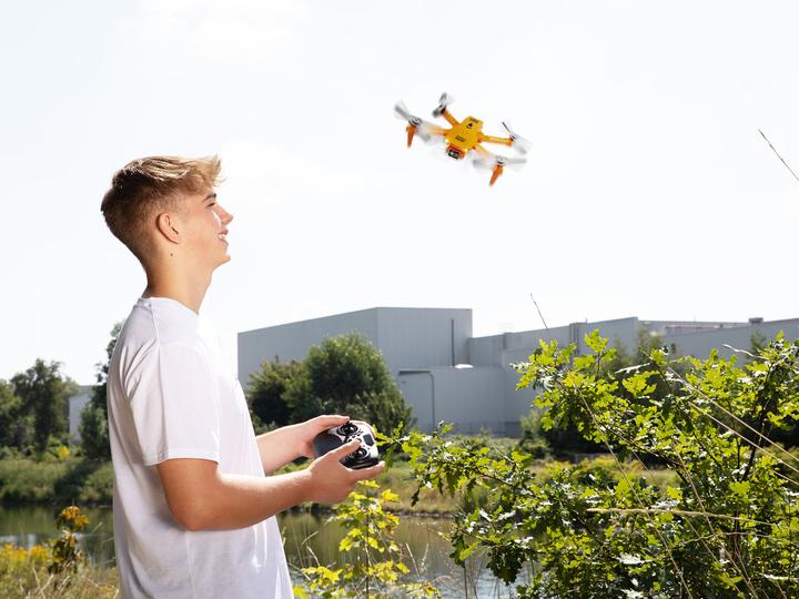 Actual product image Revell RC Quadrocopter Pocket Drone (7 min, 59 g)