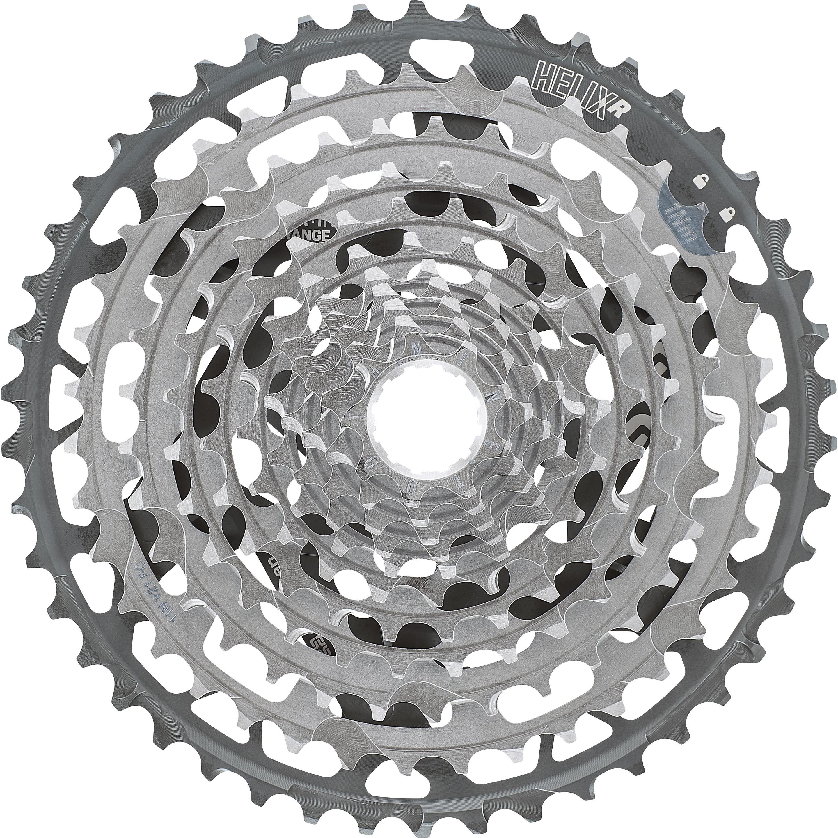 e*13, Kettenblatt, (52)