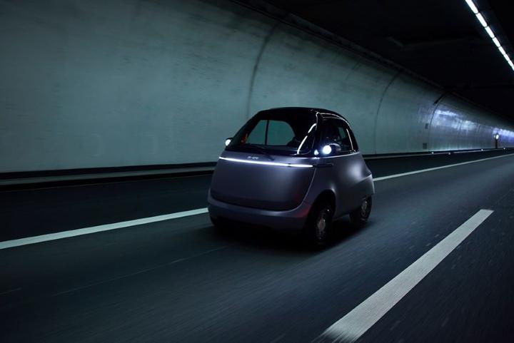 Actual product image Microlino Mid Range Gotham Black (Electric, 17 hp)