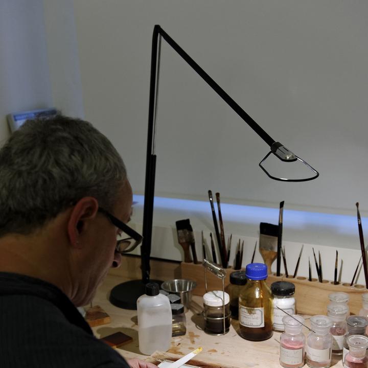 Actual product image Belux Lifto LED table lamp