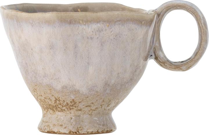 Multinational, Nature