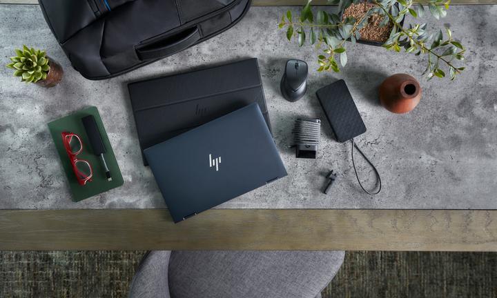 Image du produit HP Elite Dragonfly (13.30", Intel Core i5-8265U, 16 Go, 512 Go, DE)