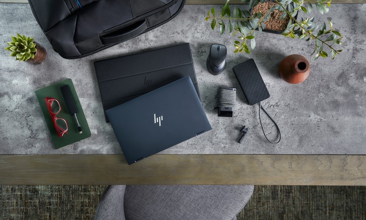 Image du produit HP Elite Dragonfly (13.30", Intel Core i5-8265U, 16 Go, 512 Go, DE)