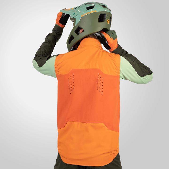 Actual product image Endura MT500 Spray Vest (XL)