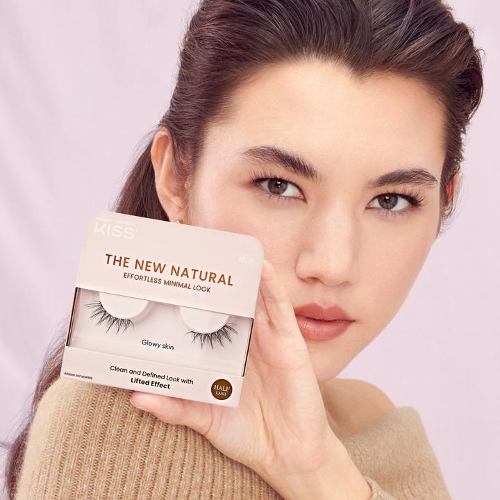 Image du produit KISS Lash The New Natural Glowy Skin (la nouvelle peau naturelle) (Cils artificiels)