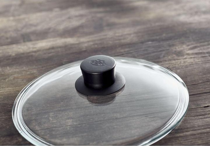 Actual product image Zwilling Avola serving pan with glass lid, 28 cm | round (Aluminium, 28 x 7.70 cm)