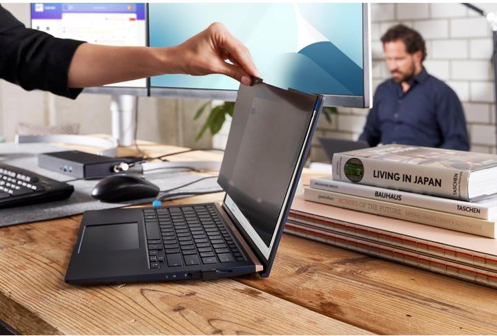 Produktbild Kensington MagPro (13.30", 16:9)