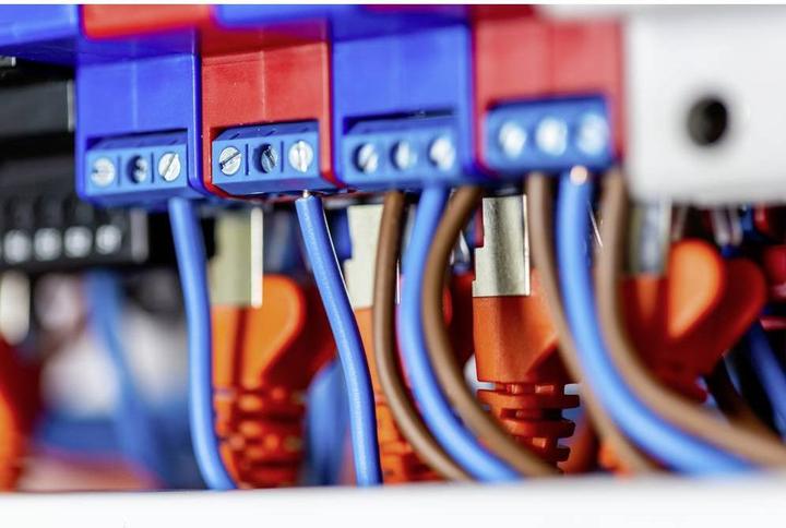 Actual product image Shelly Per 1 (Switch actuator)