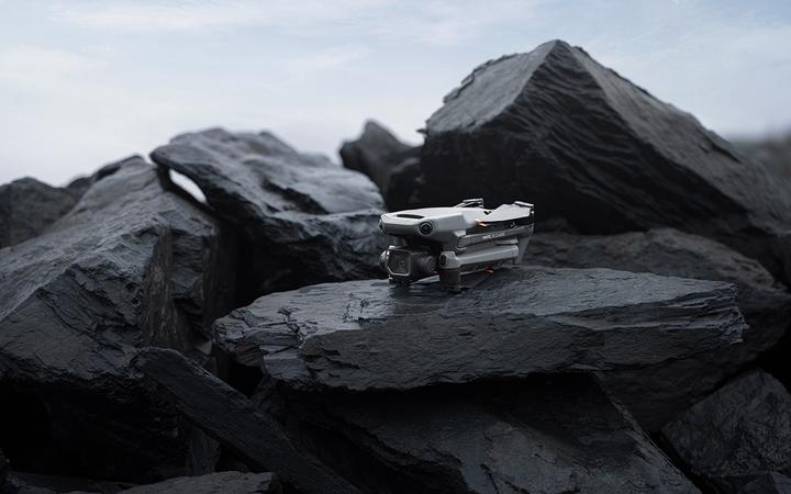 Actual product image DJI Mavic 3 Classic (single drone) (46 min, 895 g, 20 Mpx)