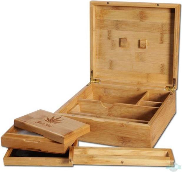 Actual product image Black Leaf Stoner Big Box Bamboo 70x215x195mm