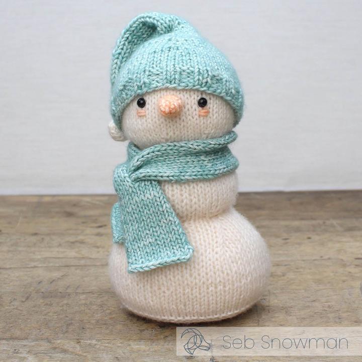 Actual product image Hardicraft Sebastian Snowman - Knitting set