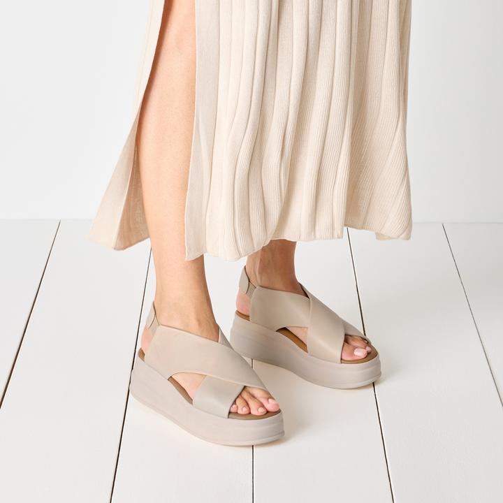Actual product image Tamaris Sandal (40)