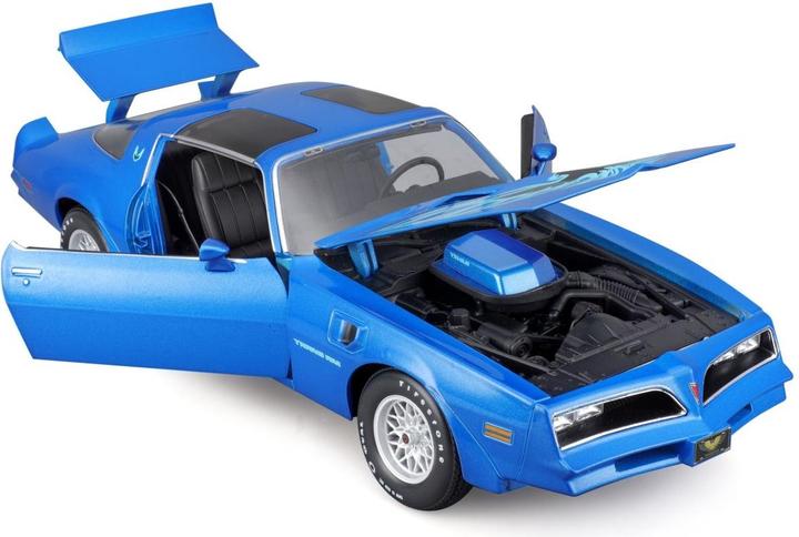 Actual product image Maisto Pontiac Firebird Trans Am 1978 1/18 blue