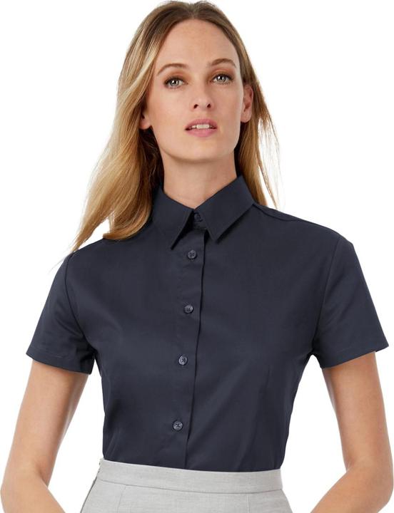 Produktbild B&C Sharp Twill Kurzarm Bluse (XS)