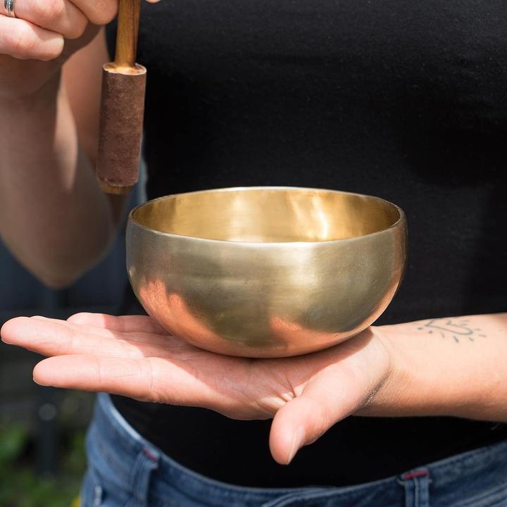 Image du produit Klangschalen-Center Tibetische Klangschale mit Klöppel und Pad (Bol chantant)