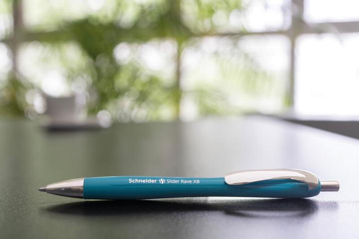 Produktbild Schneider Kugelschreiber Slider Rave XB teal (Teal, 1 x)