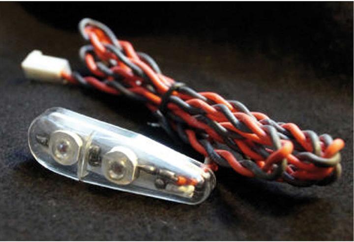 Actual product image Unilight 8wx2 flash 11mm, red, t-fuse