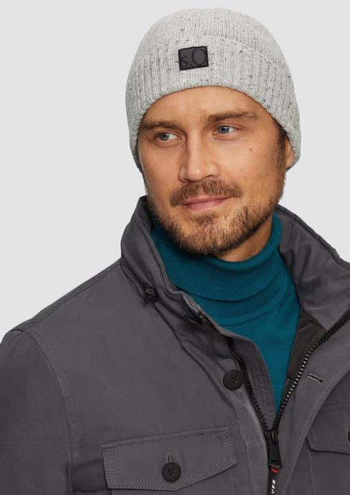 Actual product image S.Oliver Mütze Strickmütze mit Umschlag und Logo-Patch (One size)