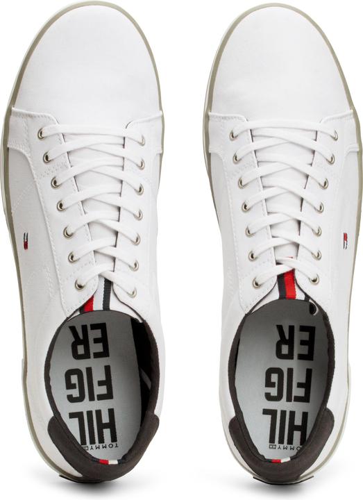Actual product image Tommy Hilfiger Harlow (42)