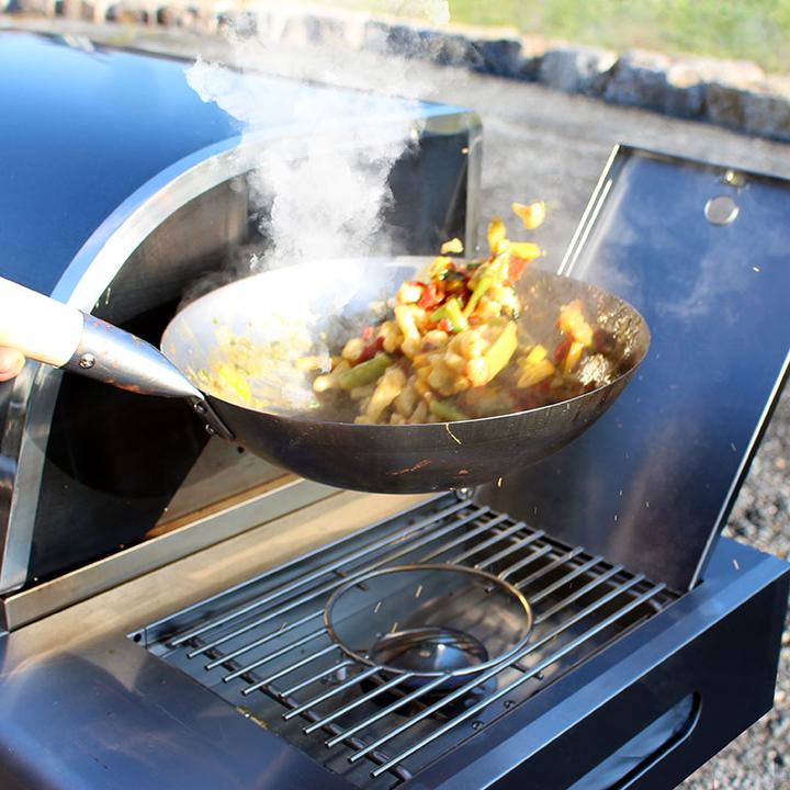 Actual product image All'Grill Original Chinese wok pan with wooden handle, Ø 30 cm (30 cm, Wok, Steel)