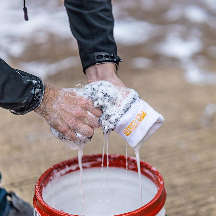 Actual product image Gtechniq Microfibre Wash Mitt Waschhandschuh (Microfibre cloth)