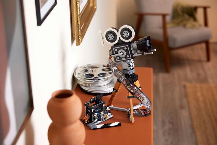 Immagine prodotto LEGO Fotocamera - Omaggio a Walt Disney (43230, Set LEGO rari, LEGO Disney)