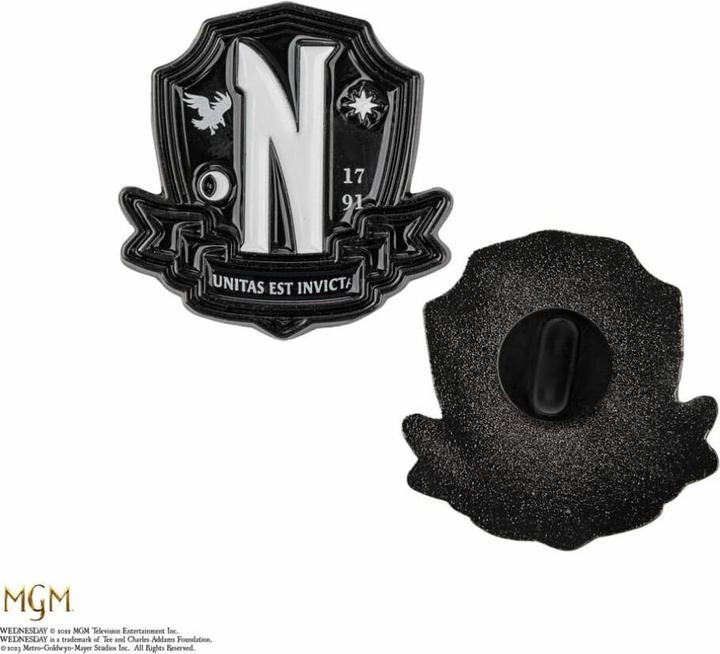 Produktbild Cinereplicas Wednesday Ansteck-Pins 2er-Pack Nevermore Academy